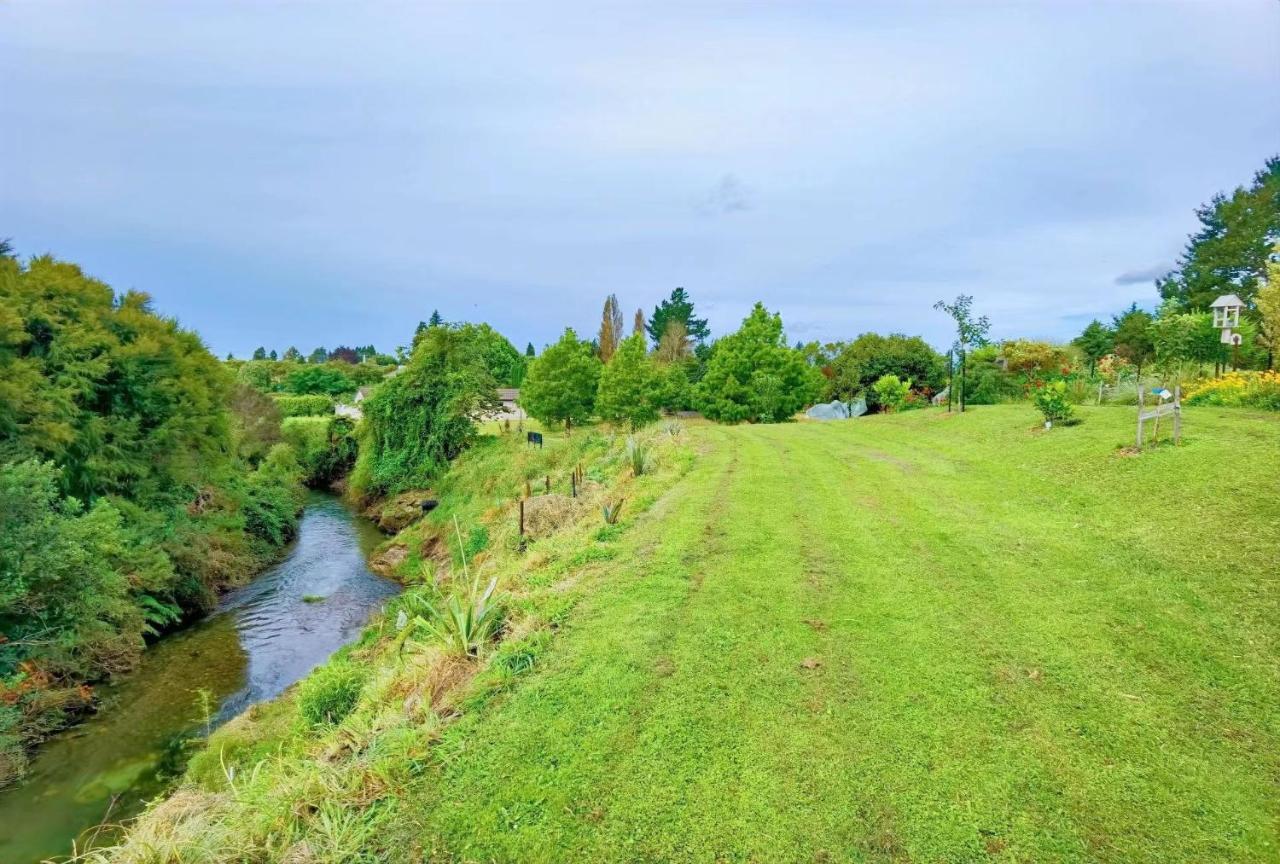 Tranquil Stream Villa Rotorua Extérieur photo