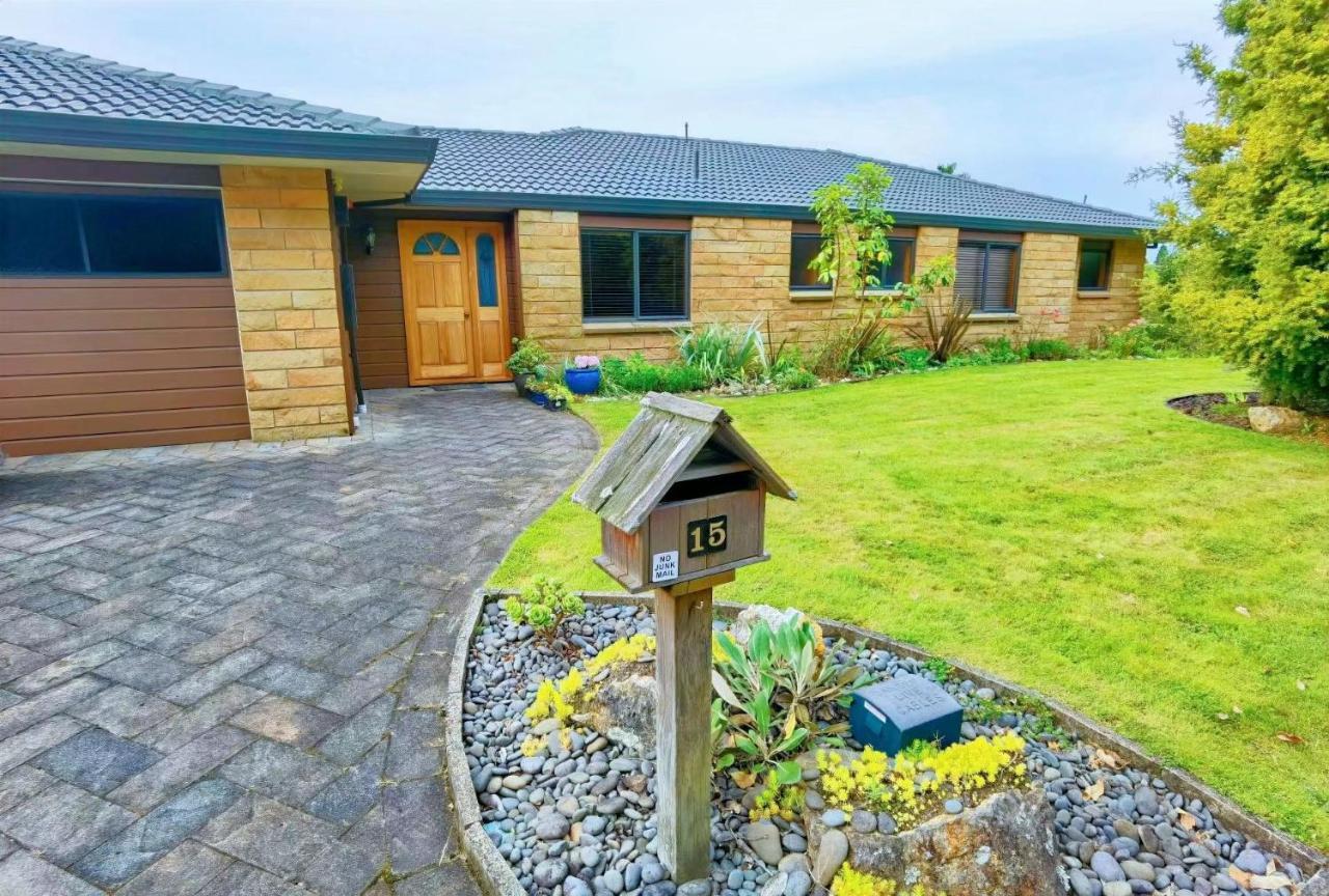 Tranquil Stream Villa Rotorua Extérieur photo