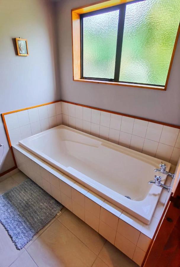 Tranquil Stream Villa Rotorua Extérieur photo